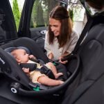 Lionelo Astrid i-Size set κάθισμα αυτοκινήτου 40-87cm & βάση isofix Beige Sand